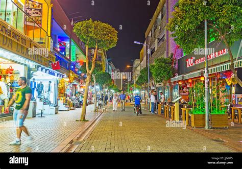 alanya grand market.